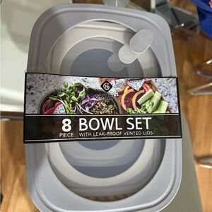 Gourmet 8-Piece Bowl Set with Leak-Proof Vented Lids